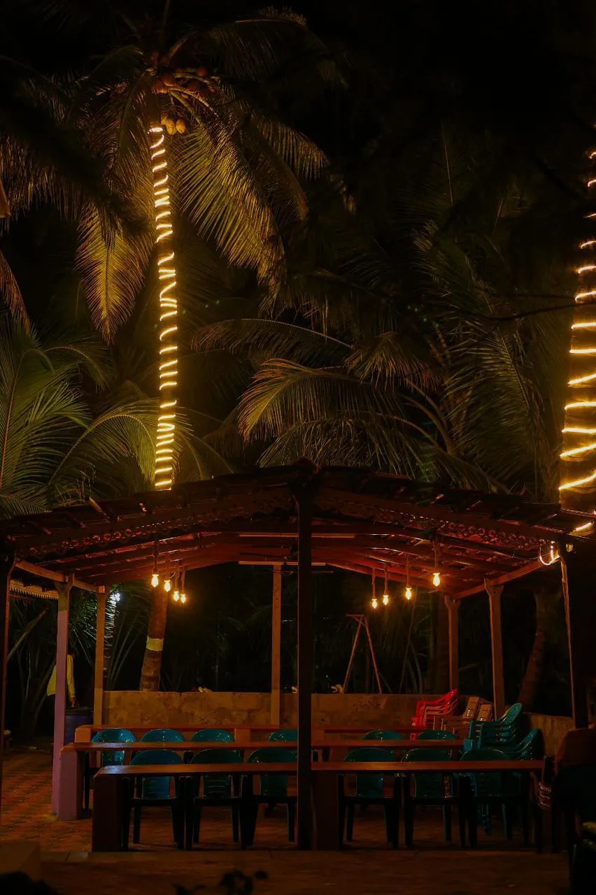 Dining area at Appa's Beach Resort